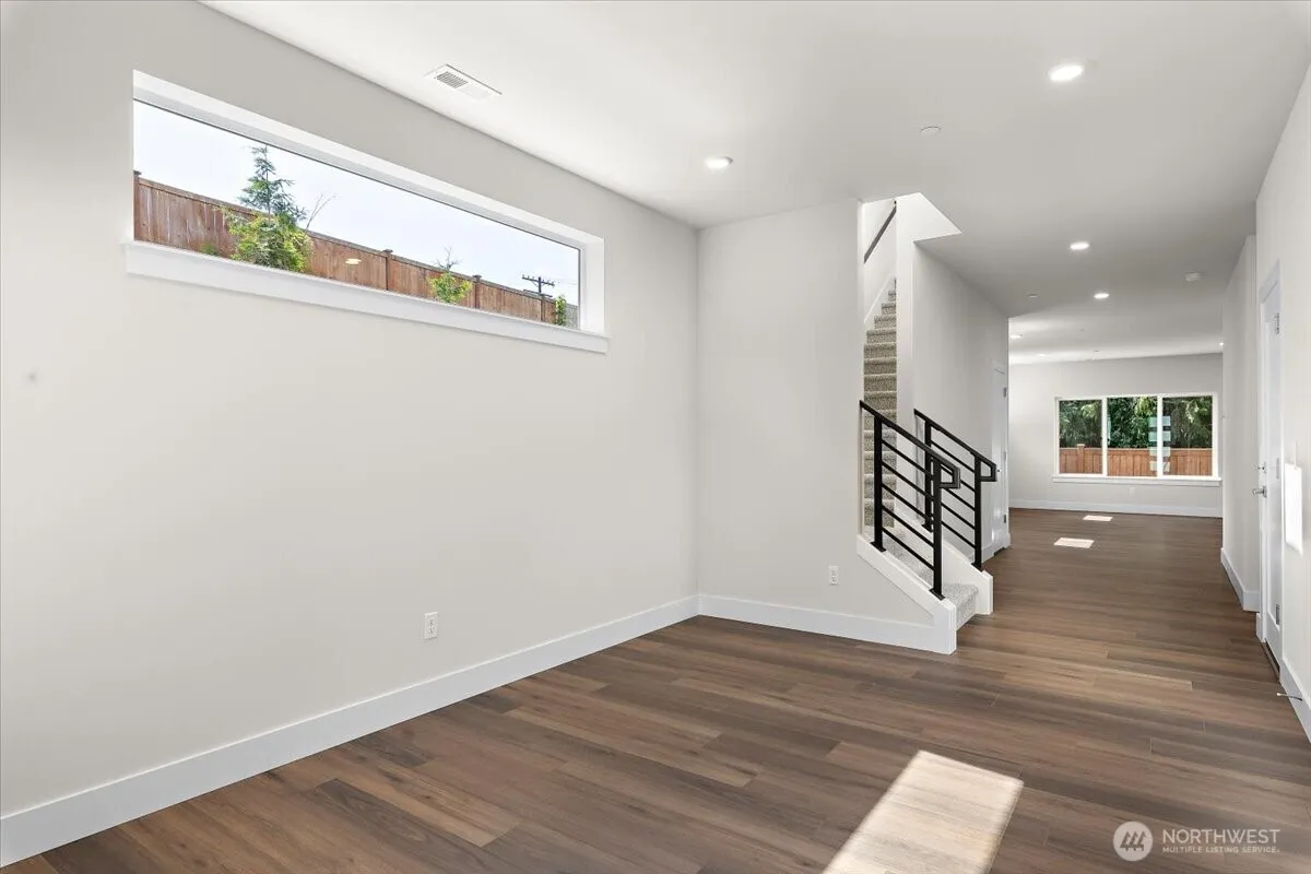 Property photo for 17919 Sunset Road, Bothell photo 4