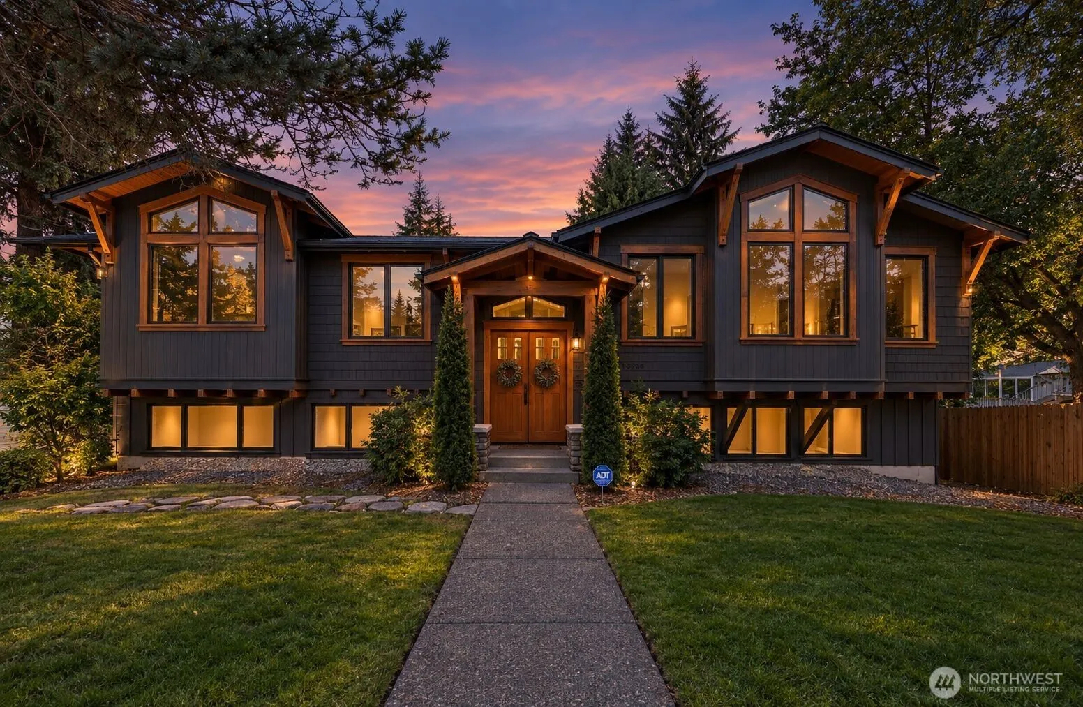 Property photo for 20106 Marine View Drive Sw, Normandy Park