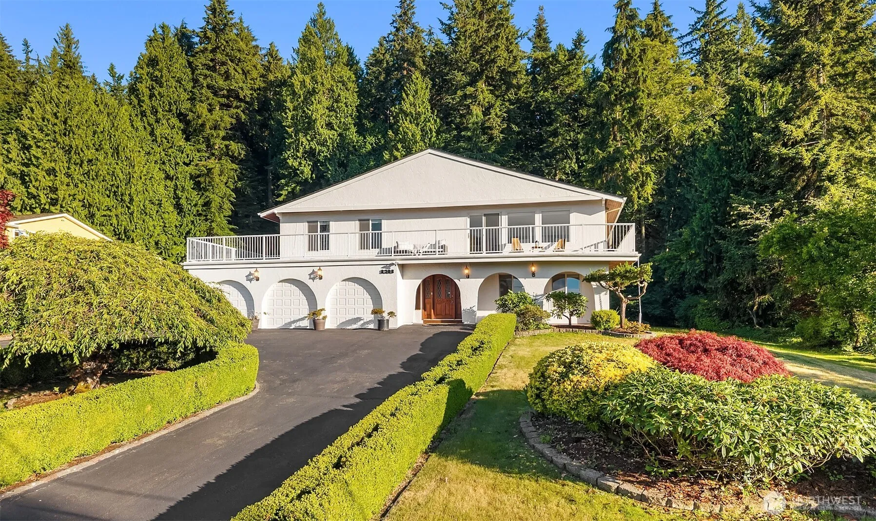 Property photo for 8308 Frederick Place, Edmonds photo 3