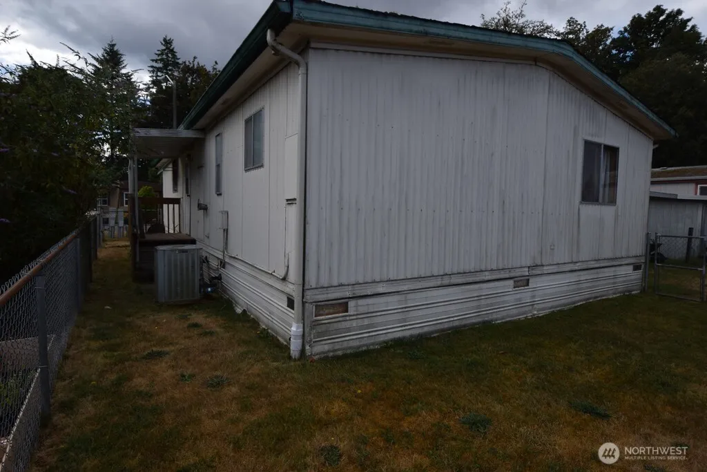 Property photo for 1270 Se Carl Pickel Drive, Port Orchard photo 5