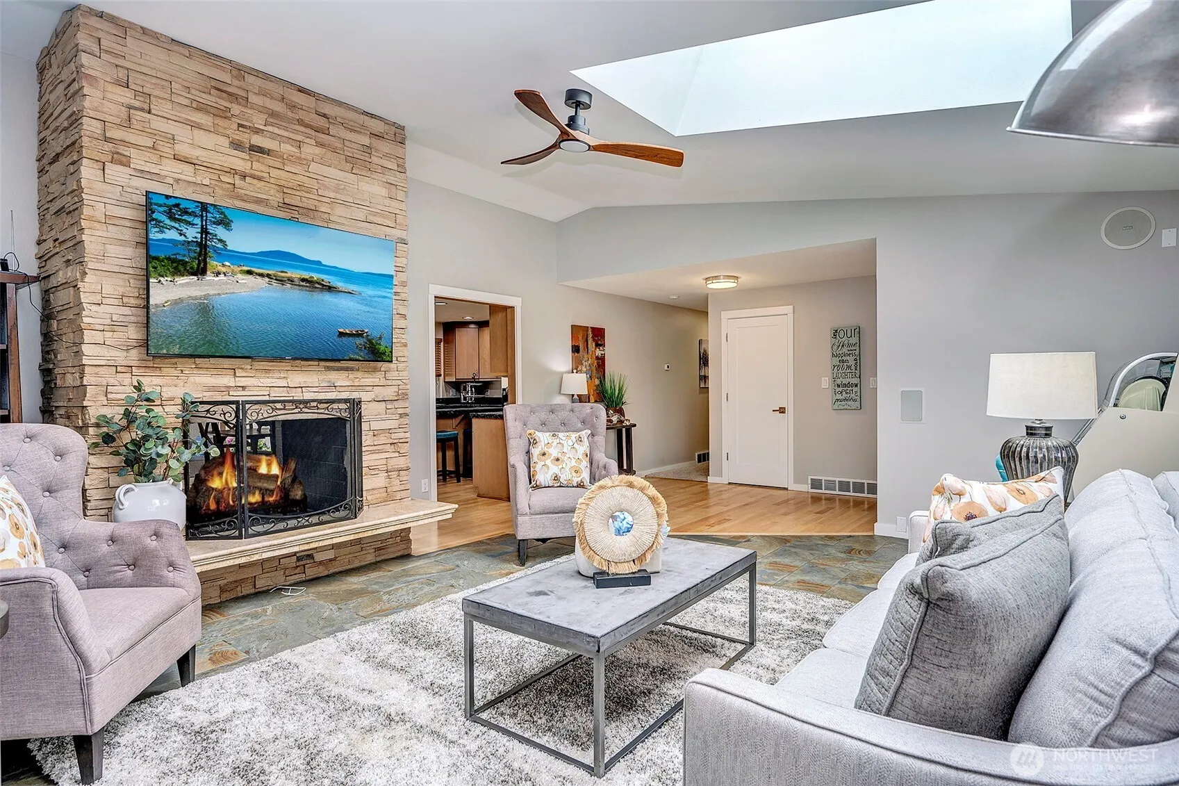 Property photo for 8205 Ne 128th Street, Kirkland photo 5