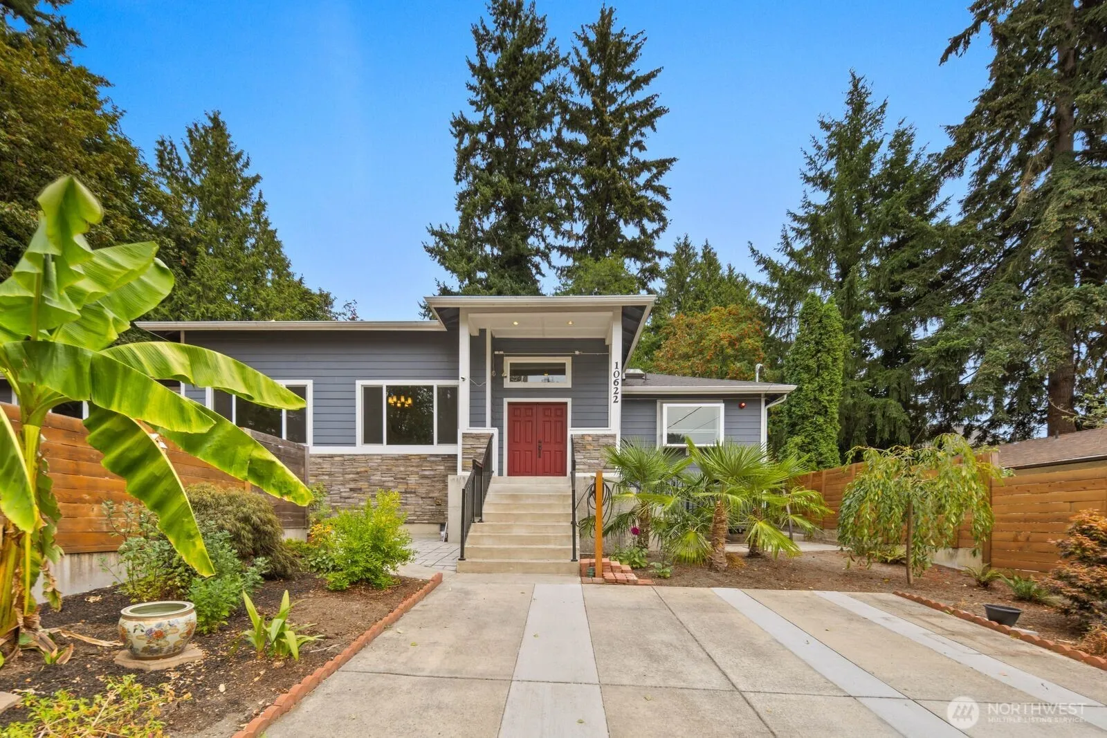Property photo for 10622 55th Avenue S, Seattle photo 2