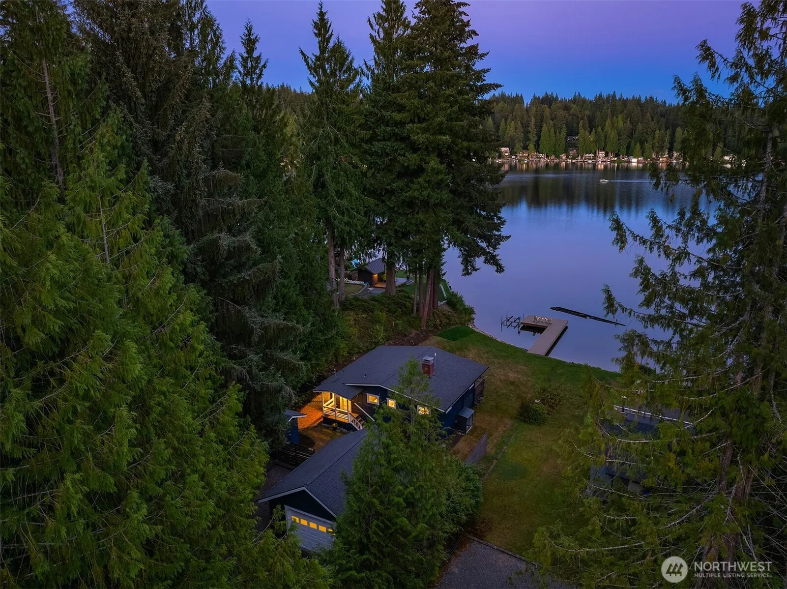 Property photo for 3 Sw Lake Roesiger Road, Snohomish