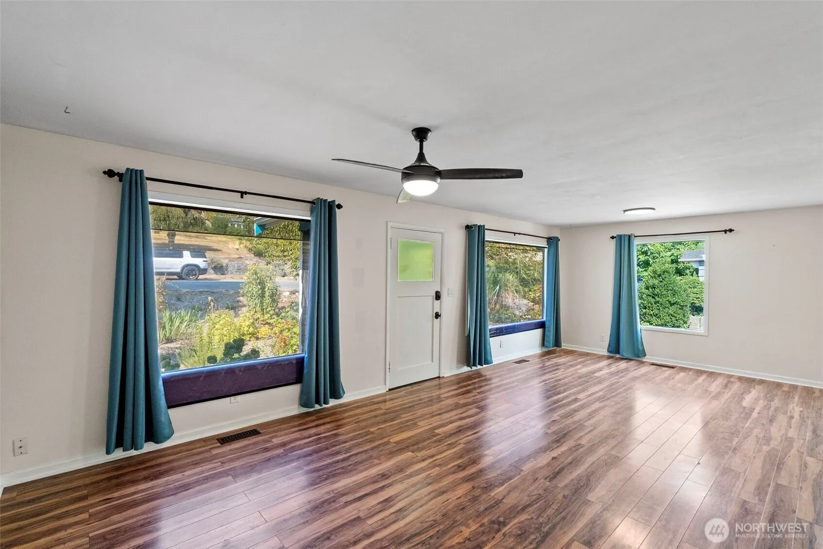 Property photo for 2130 N Callow Avenue, Bremerton photo 3