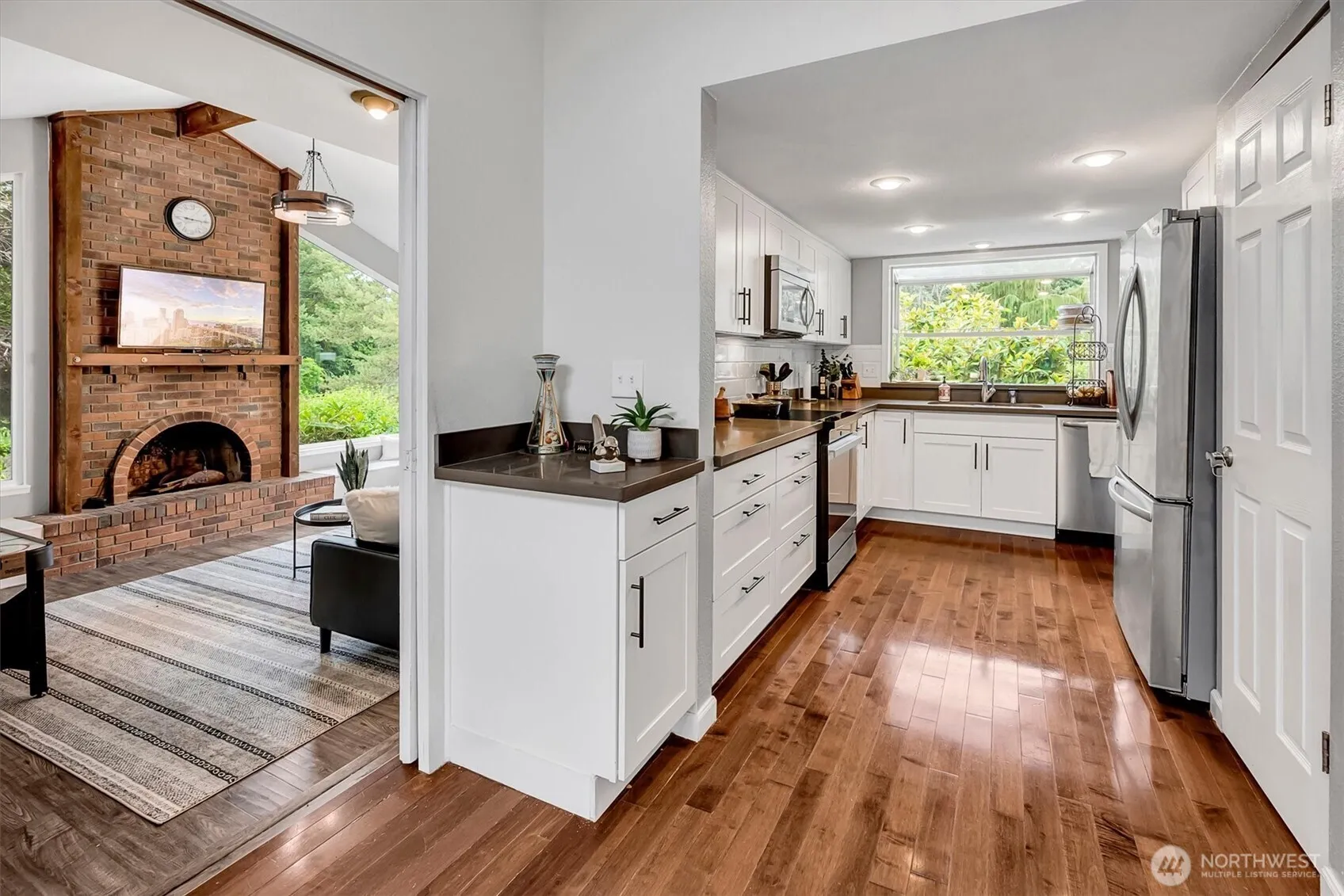 Property photo for 15228 Se 49th Street, Bellevue photo 4