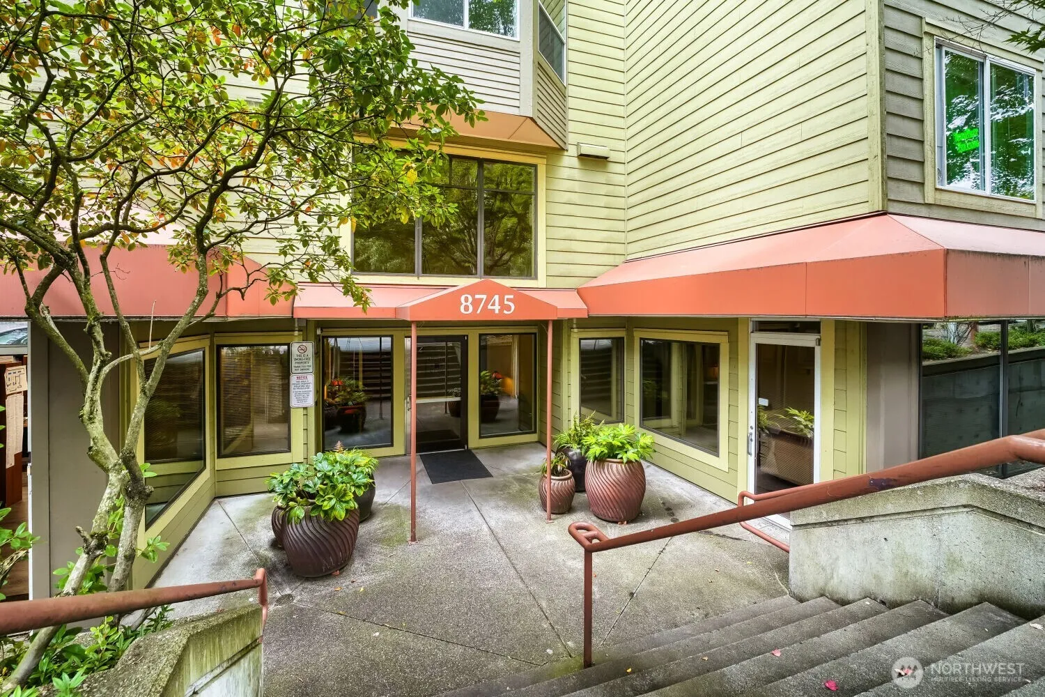 Property photo for 8745 Greenwood Avenue N #409, Seattle photo 2