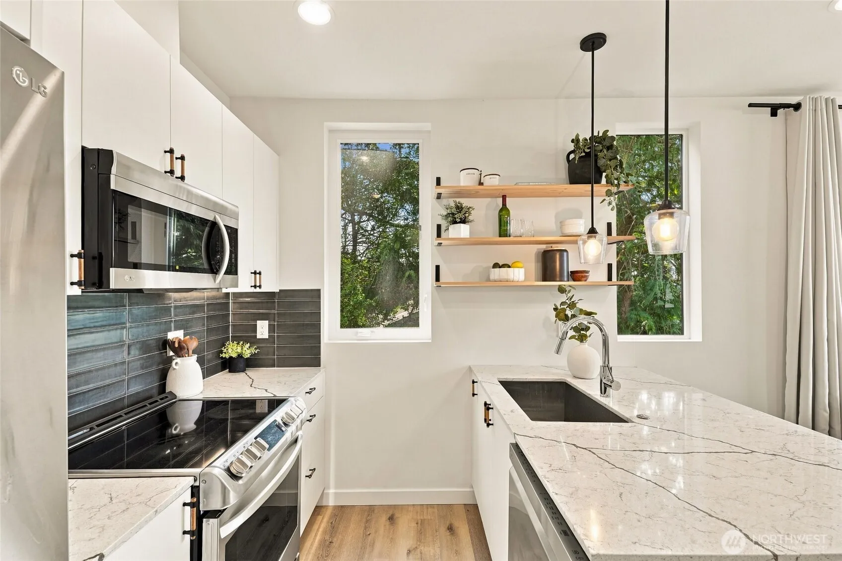 Property photo for 1317 N 44th Street #a, Seattle photo 5