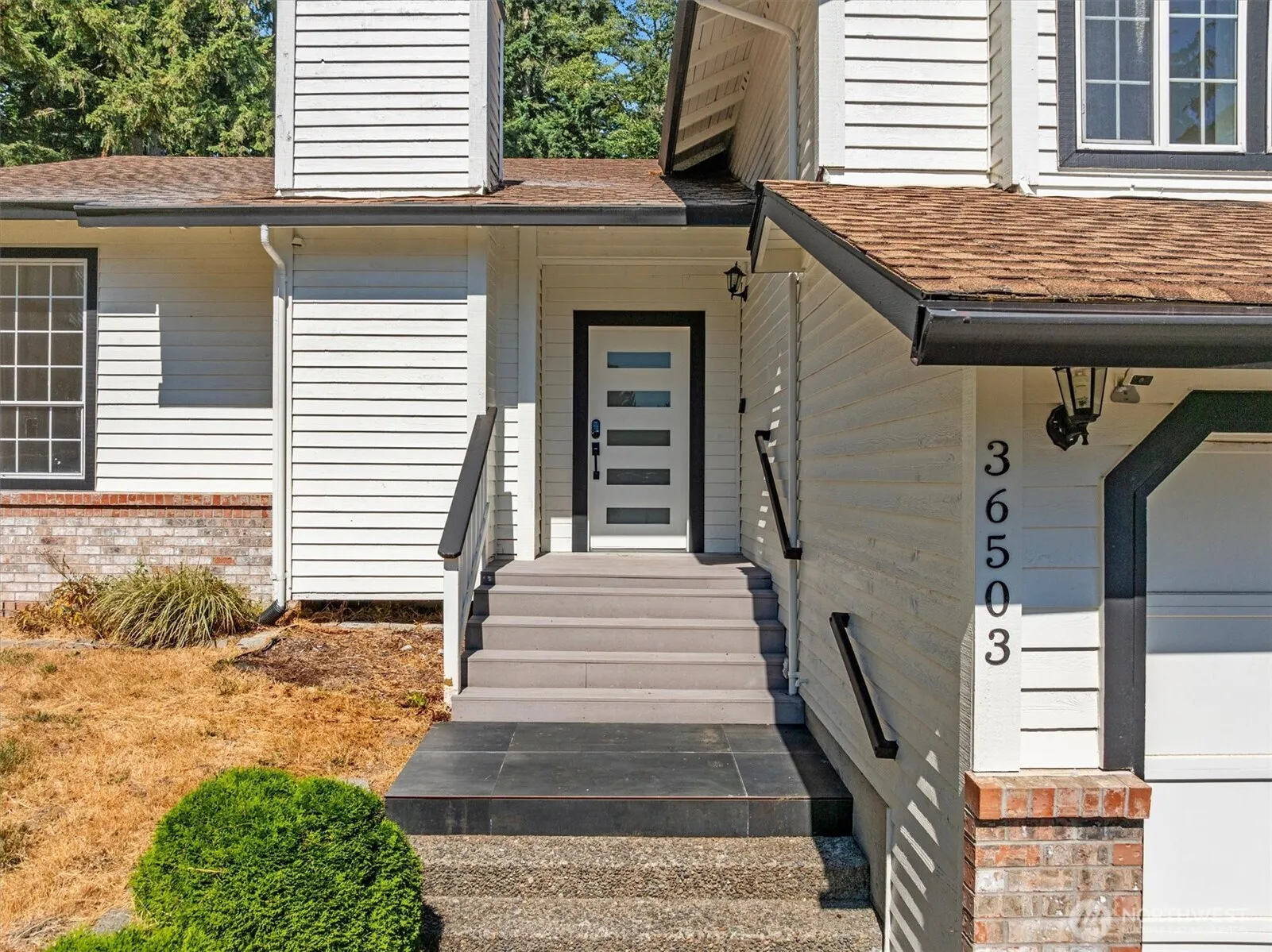 Property photo for 36503 2nd Avenue Sw, Federal Way photo 3