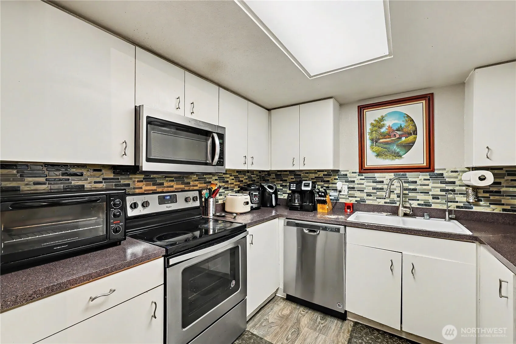 Property photo for 1825 S 330th Street #f203, Federal Way photo 3