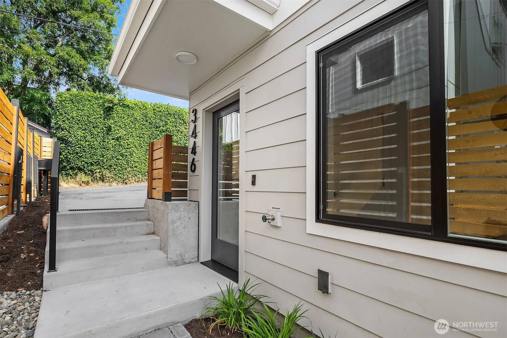 Property photo for 3446 13th Avenue W #b, Seattle photo 4
