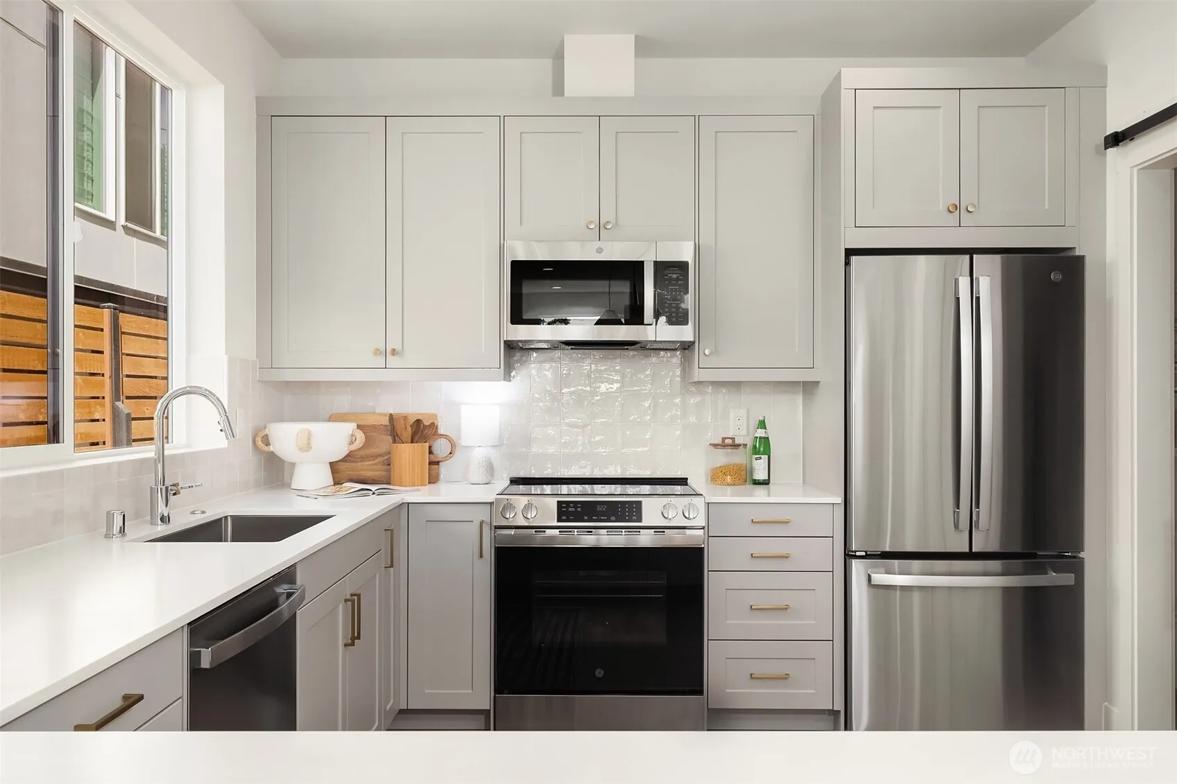 Property photo for 3444 13th Avenue W #c, Seattle photo 4