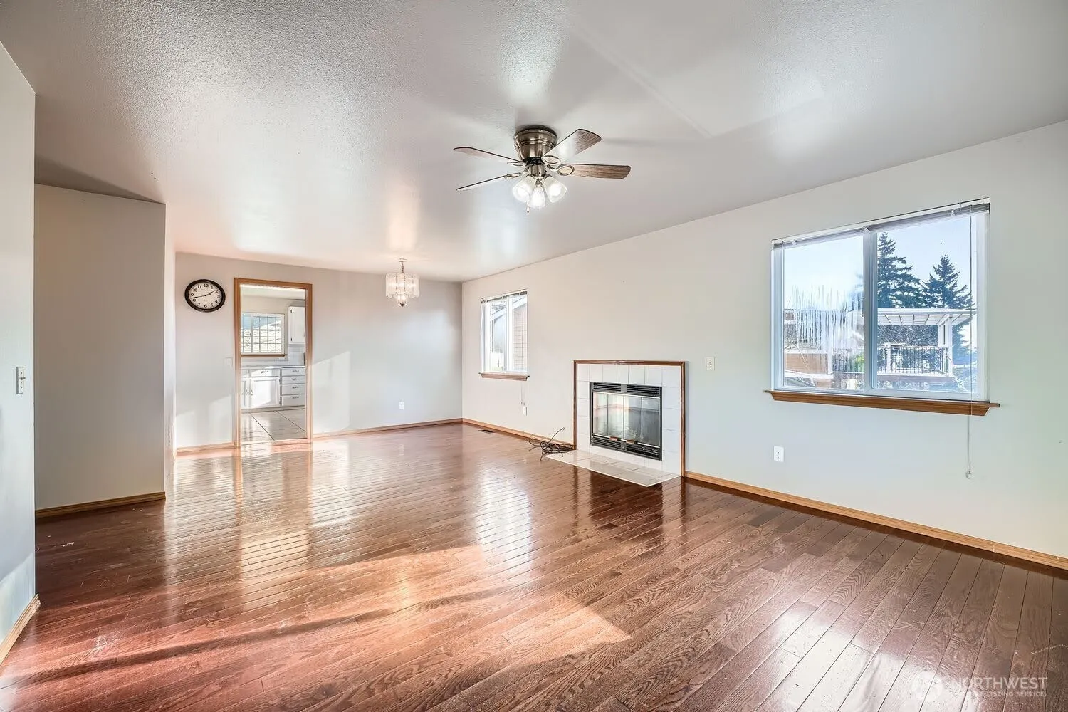 Property photo for 5525 Renton Avenue S, Seattle photo 3