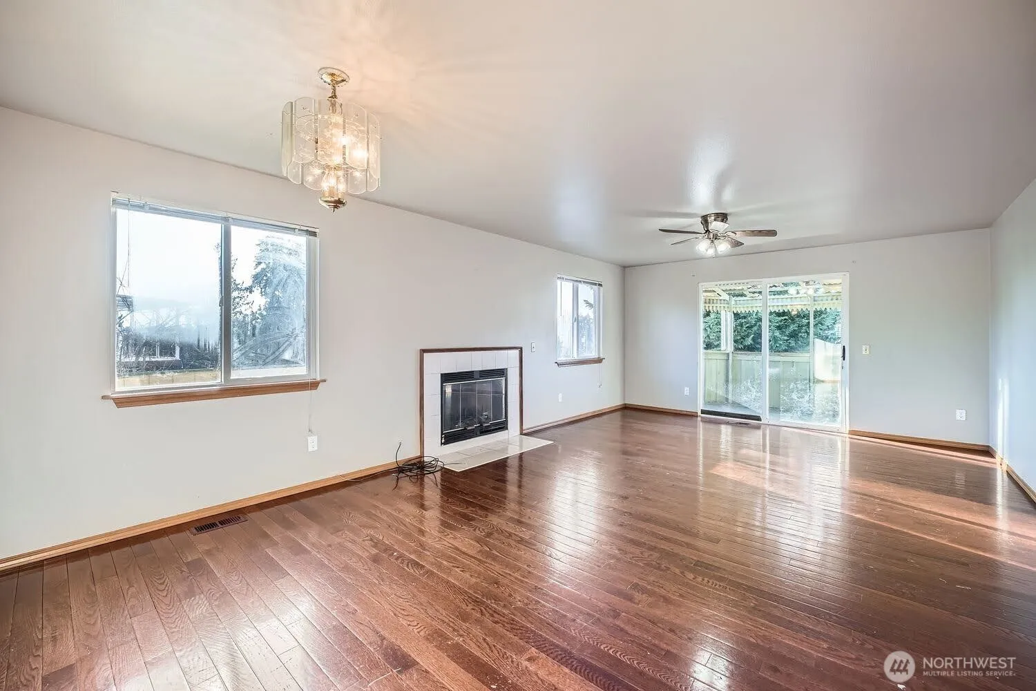 Property photo for 5525 Renton Avenue S, Seattle photo 2