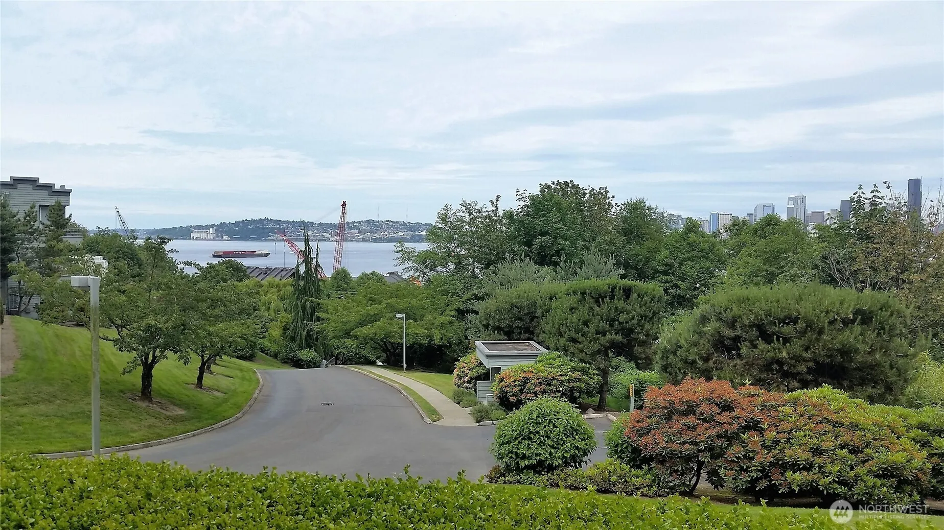 Property photo for 2349 Sw Harbor Avenue Sw #101, Seattle