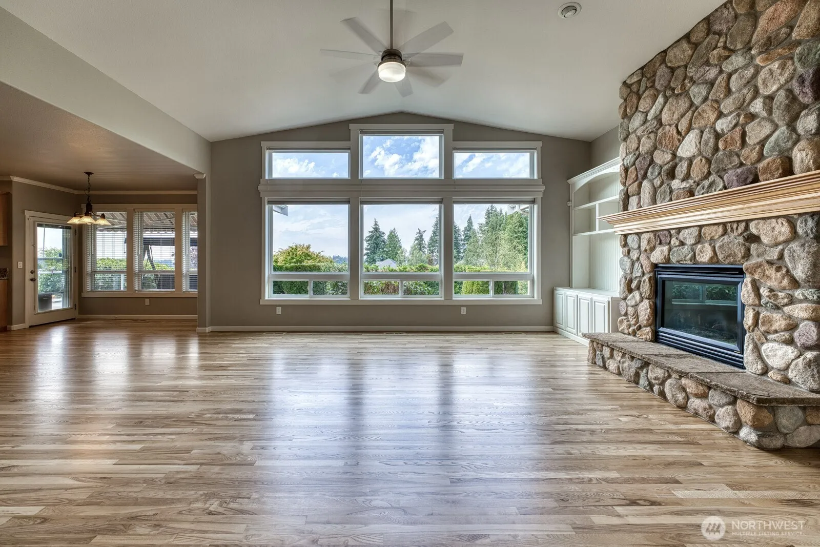 Property photo for 7810 31st Street Nw, Gig Harbor photo 4