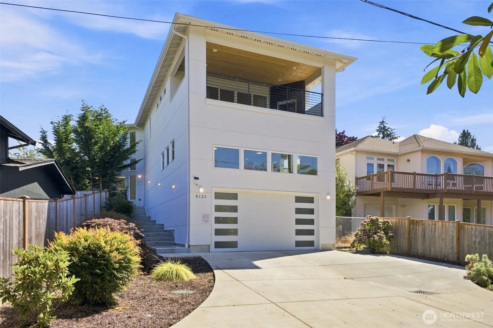 Property photo for 8121 35th Street W, University Place photo 2