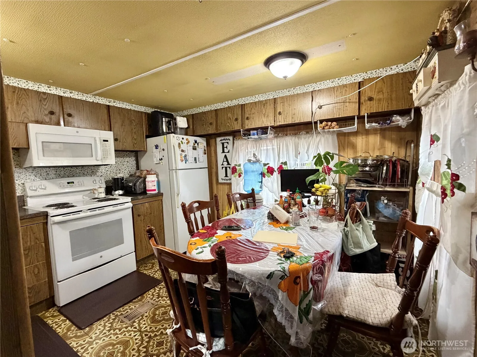 Property photo for 10515 Woodinville #75, Bothell photo 3