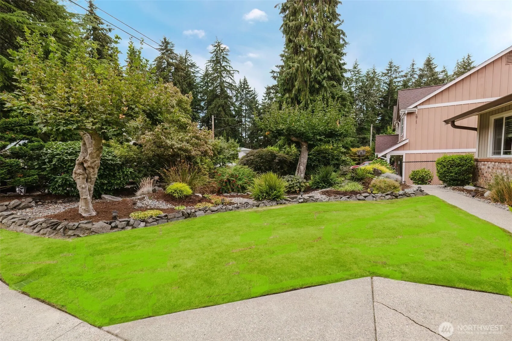 Property photo for 3614 3616 Crestview Drive W, University Place photo 4