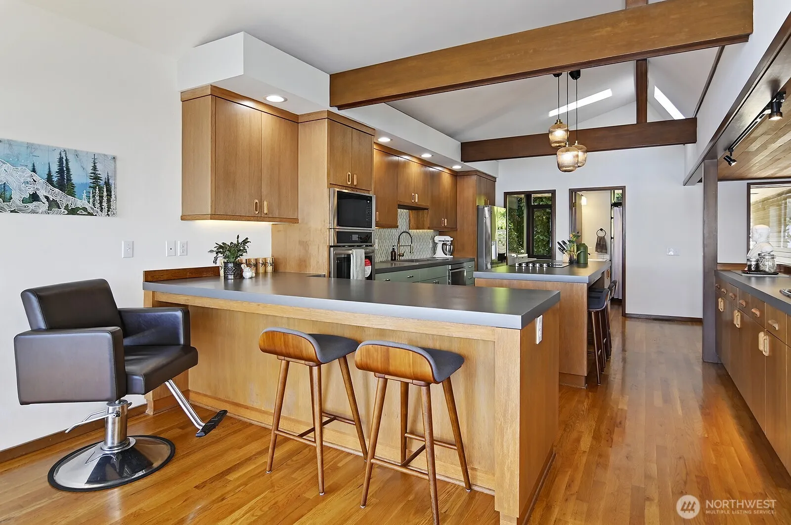 Property photo for 9620 Rainier Avenue S, Seattle photo 5