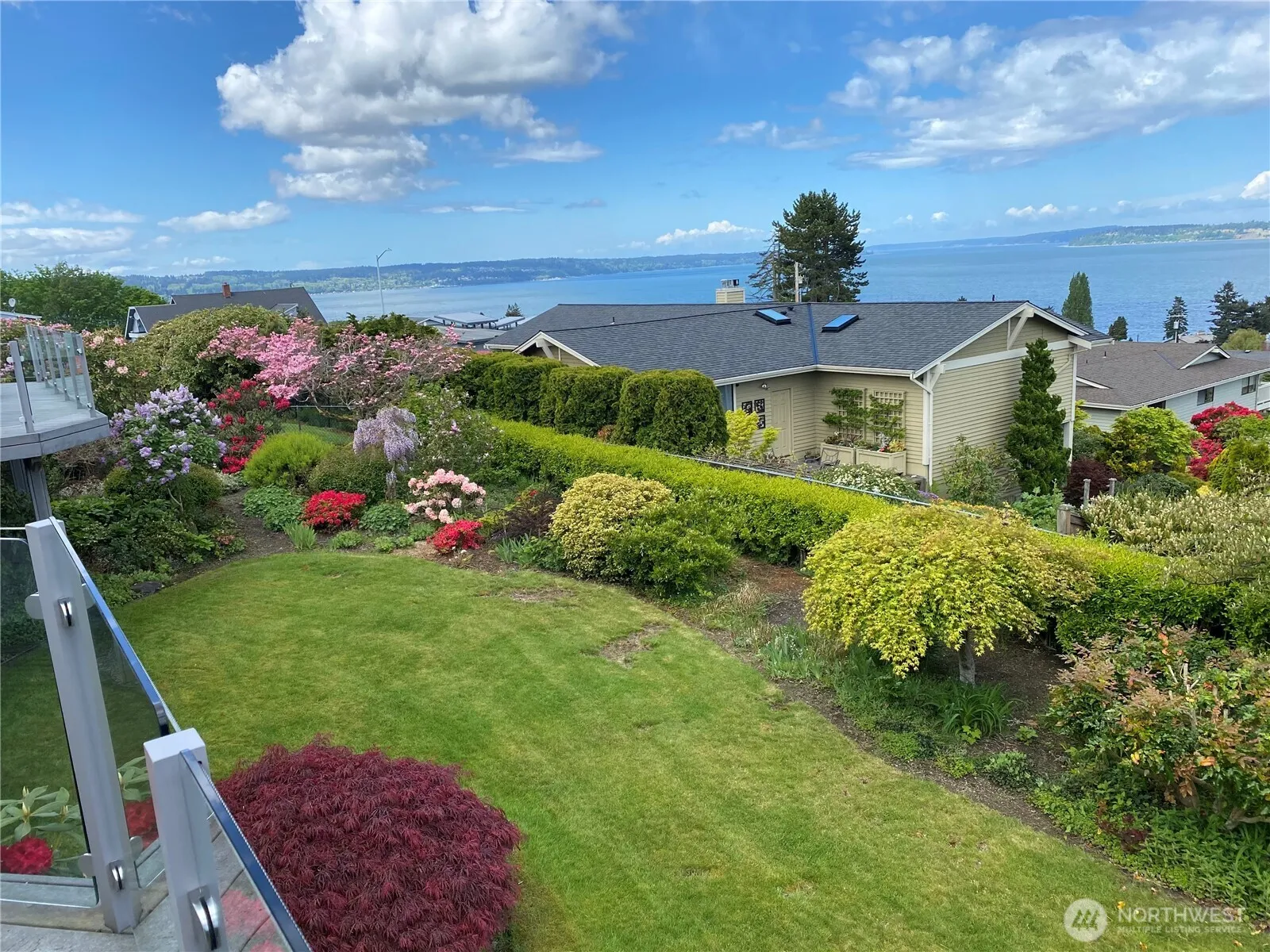 Property photo for 5031 33rd Avenue W, Everett photo 2