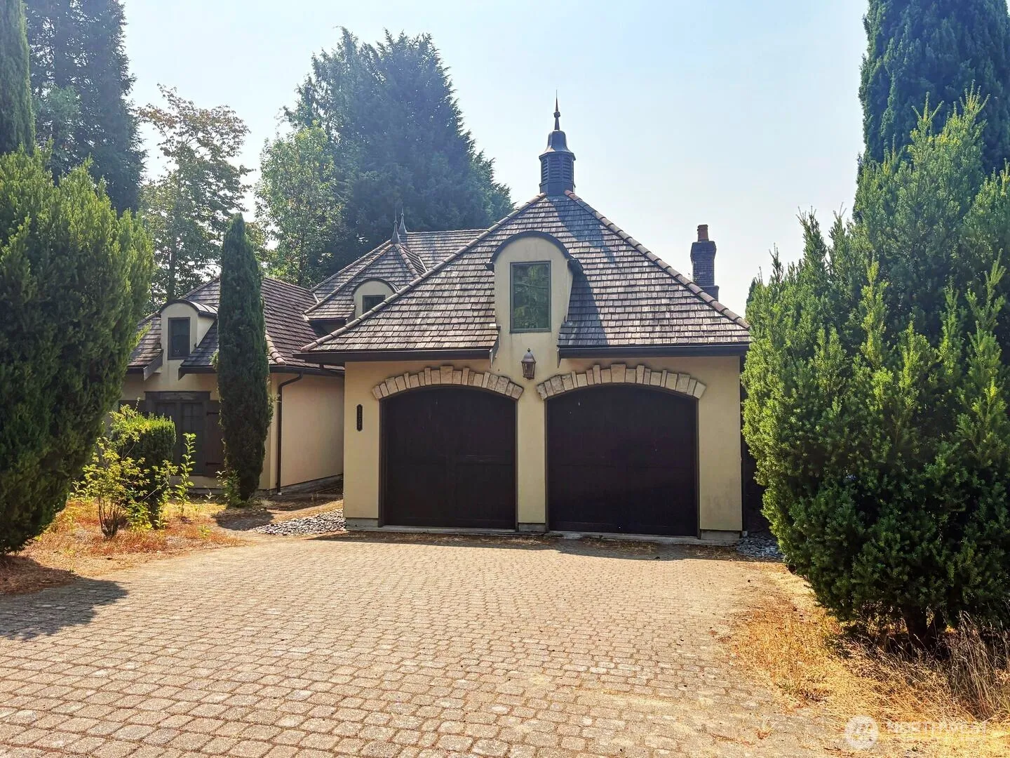 Property photo for 3307 Ne 7th Street, Renton