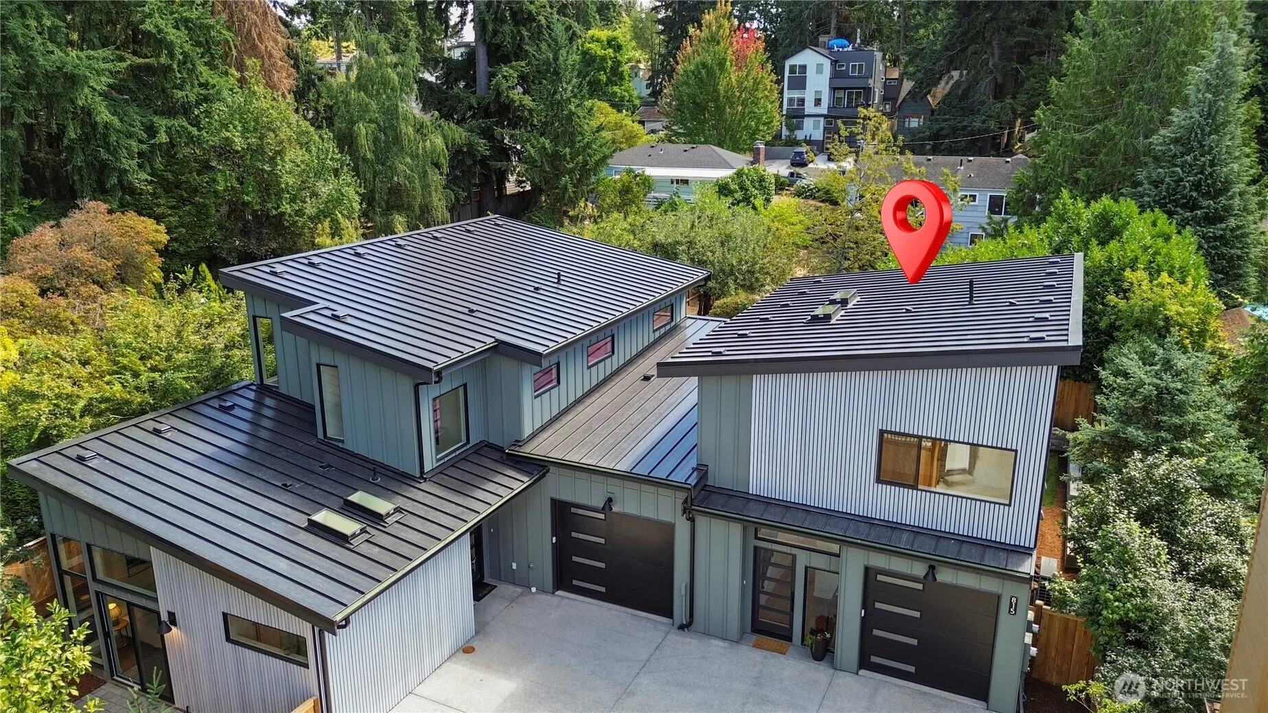 Property photo for 815 Ne 100th Street, Seattle