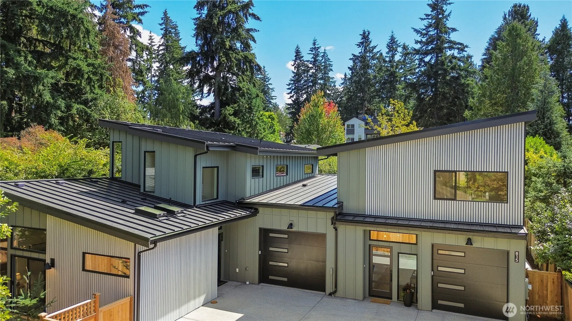 Property photo for 817 Ne 100th Street, Seattle