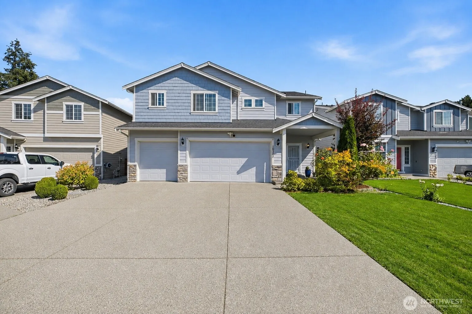 Property photo for 16305 25th Avenue Ct E, Tacoma photo 2