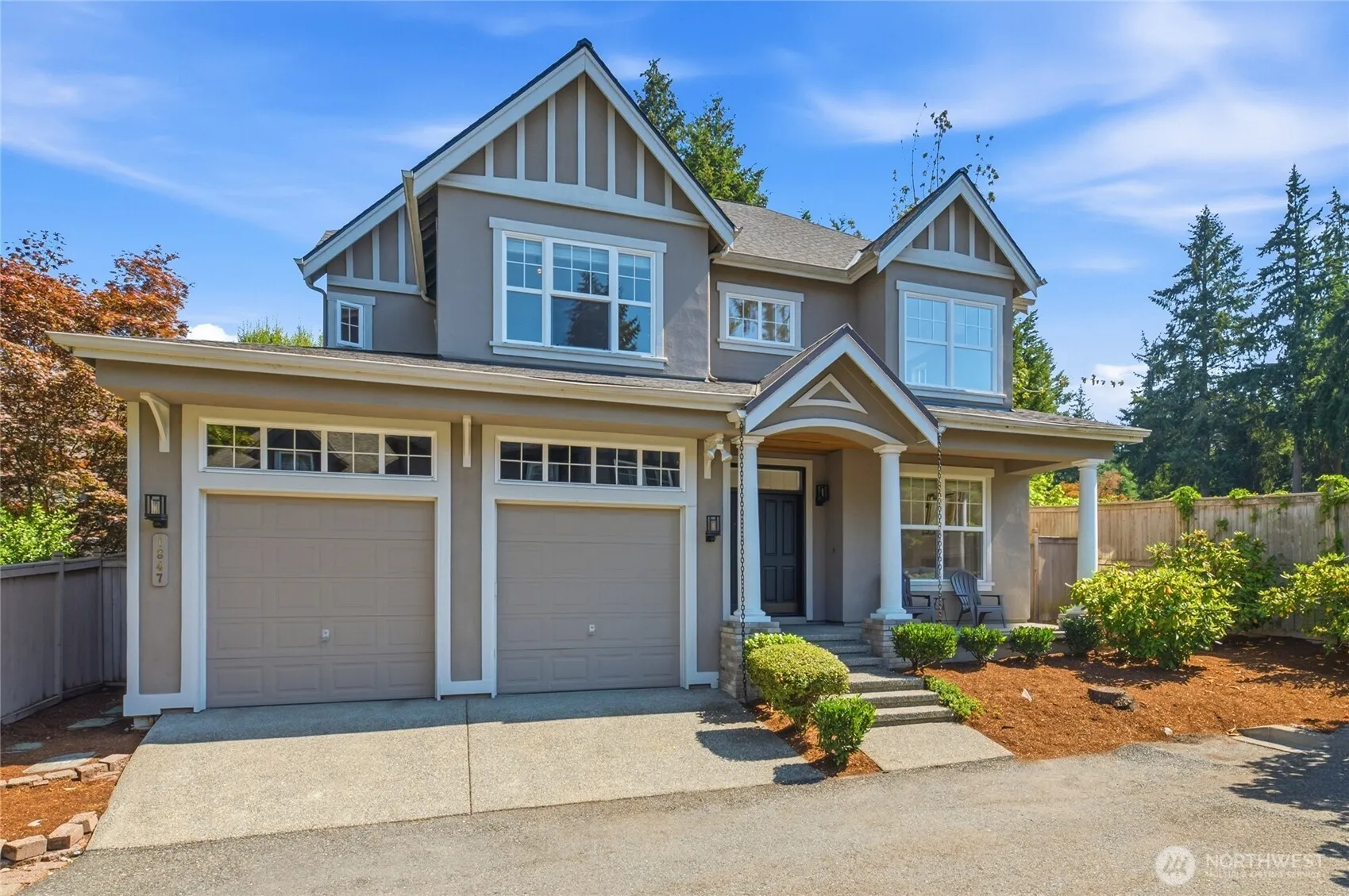 Property photo for 1847 145th Place Se, Bellevue photo 2