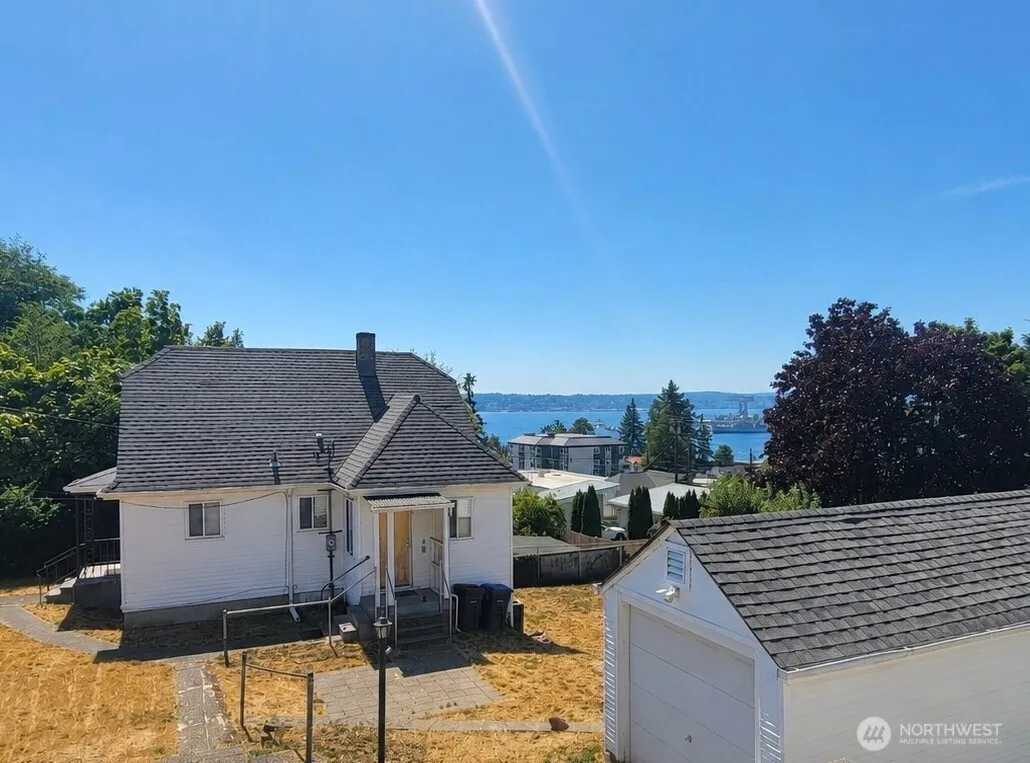 Property photo for 1133 Hayward Avenue, Bremerton photo 4