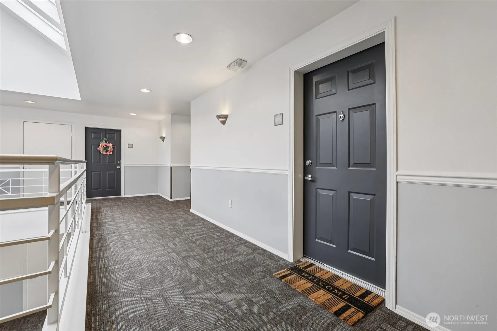 Property photo for 520 2nd Ave W #409, Seattle photo 3