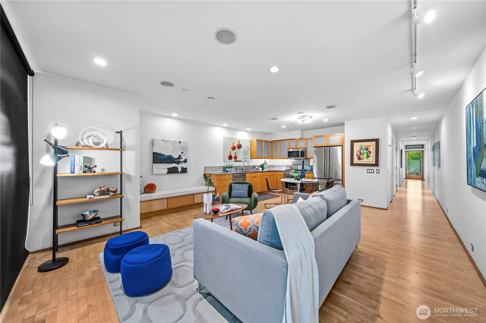 Property photo for 5611 University Way Ne #200b, Seattle photo 4