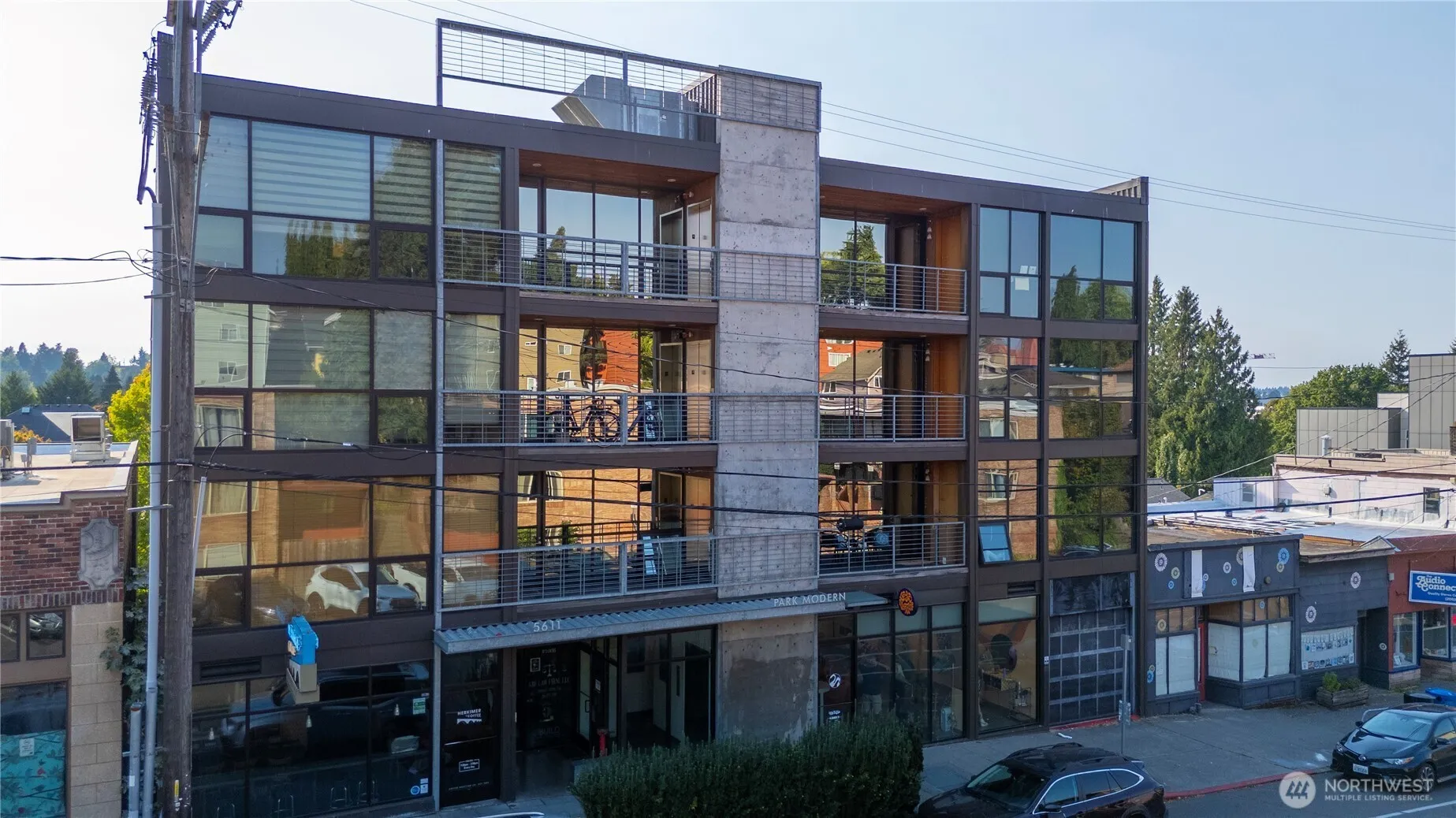 Property photo for 5611 University Way Ne #200b, Seattle photo 2