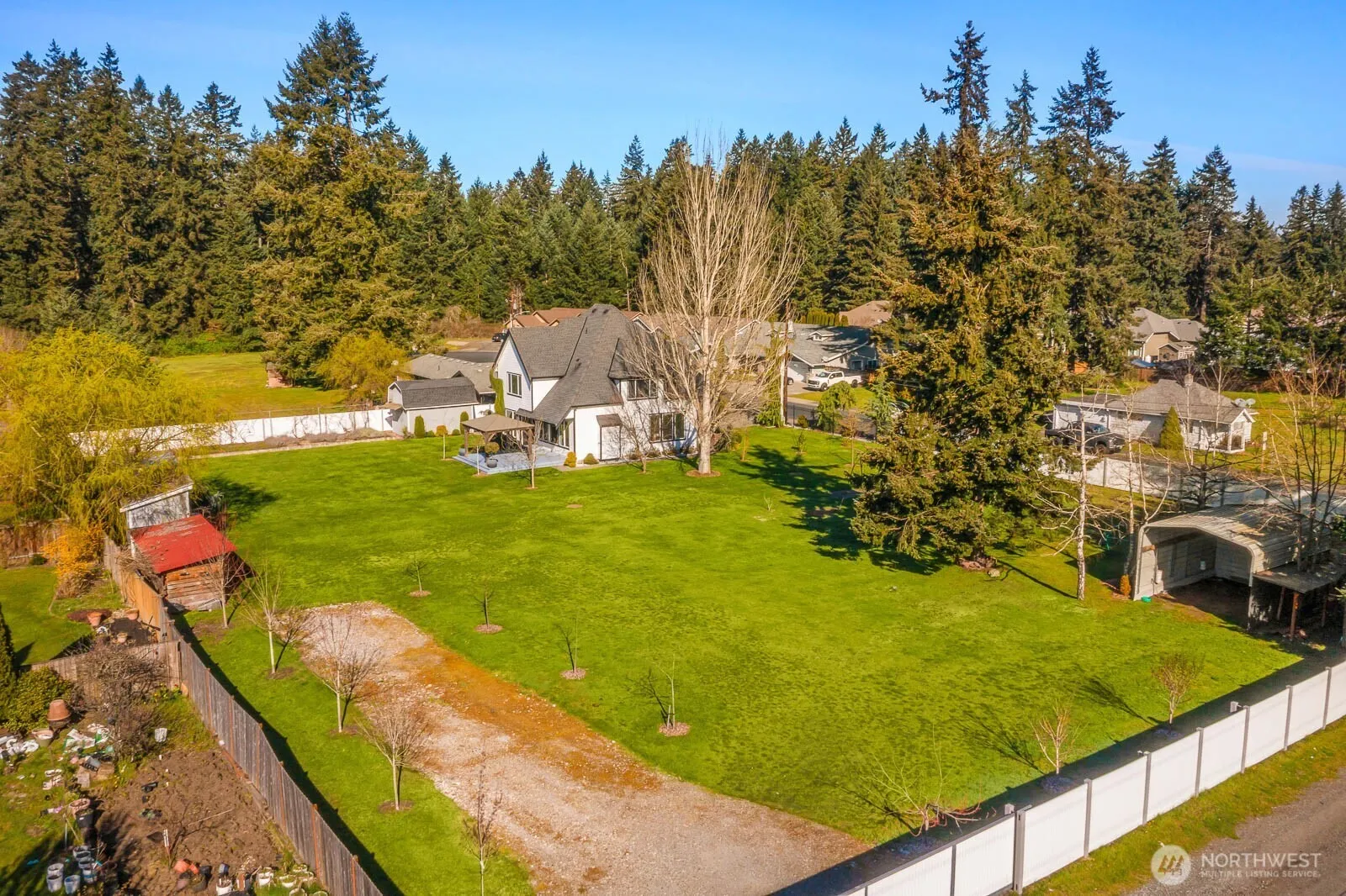 Property photo for 17210 36th Ave E, Tacoma photo 5