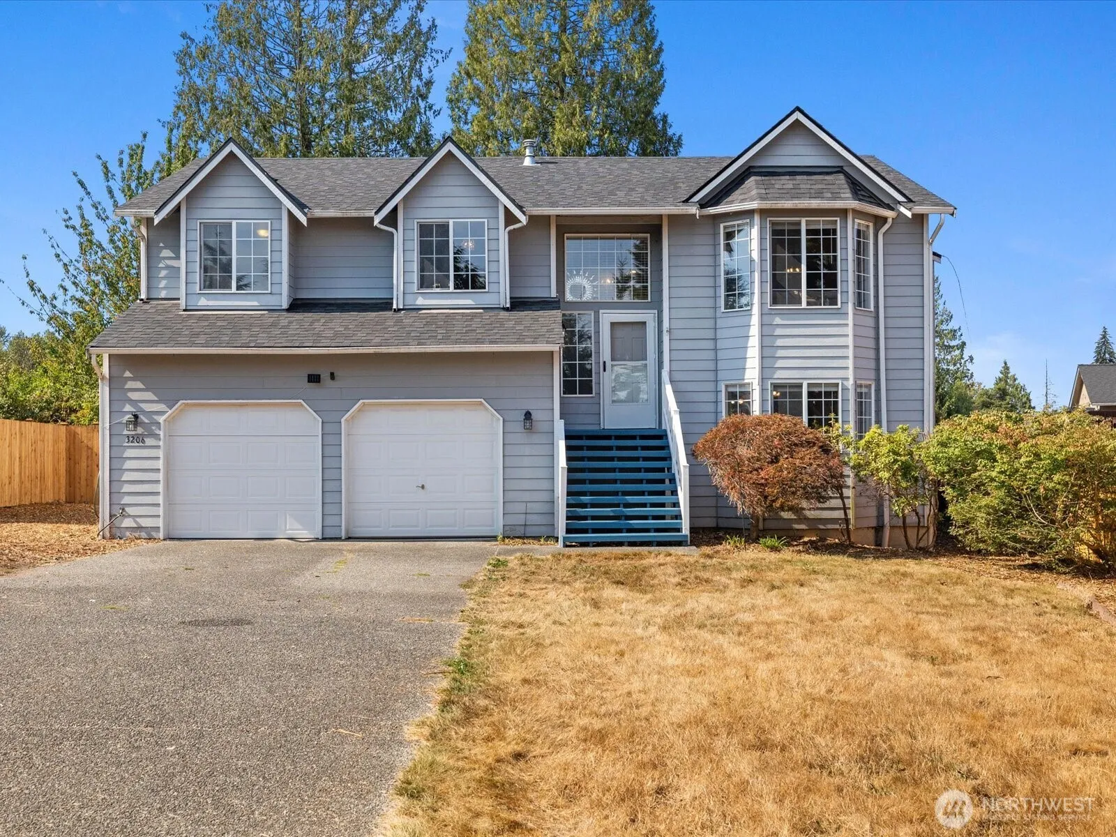 Property photo for 3206 91st Drive Ne, Lake Stevens