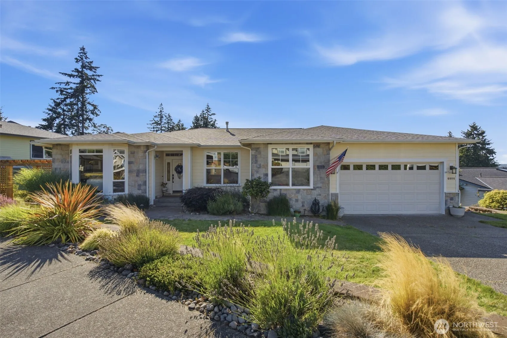 Property photo for 6086 Kingfisher Court, Bremerton photo 4