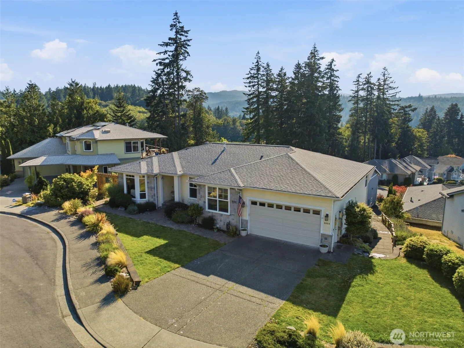 Property photo for 6086 Kingfisher Court, Bremerton photo 3