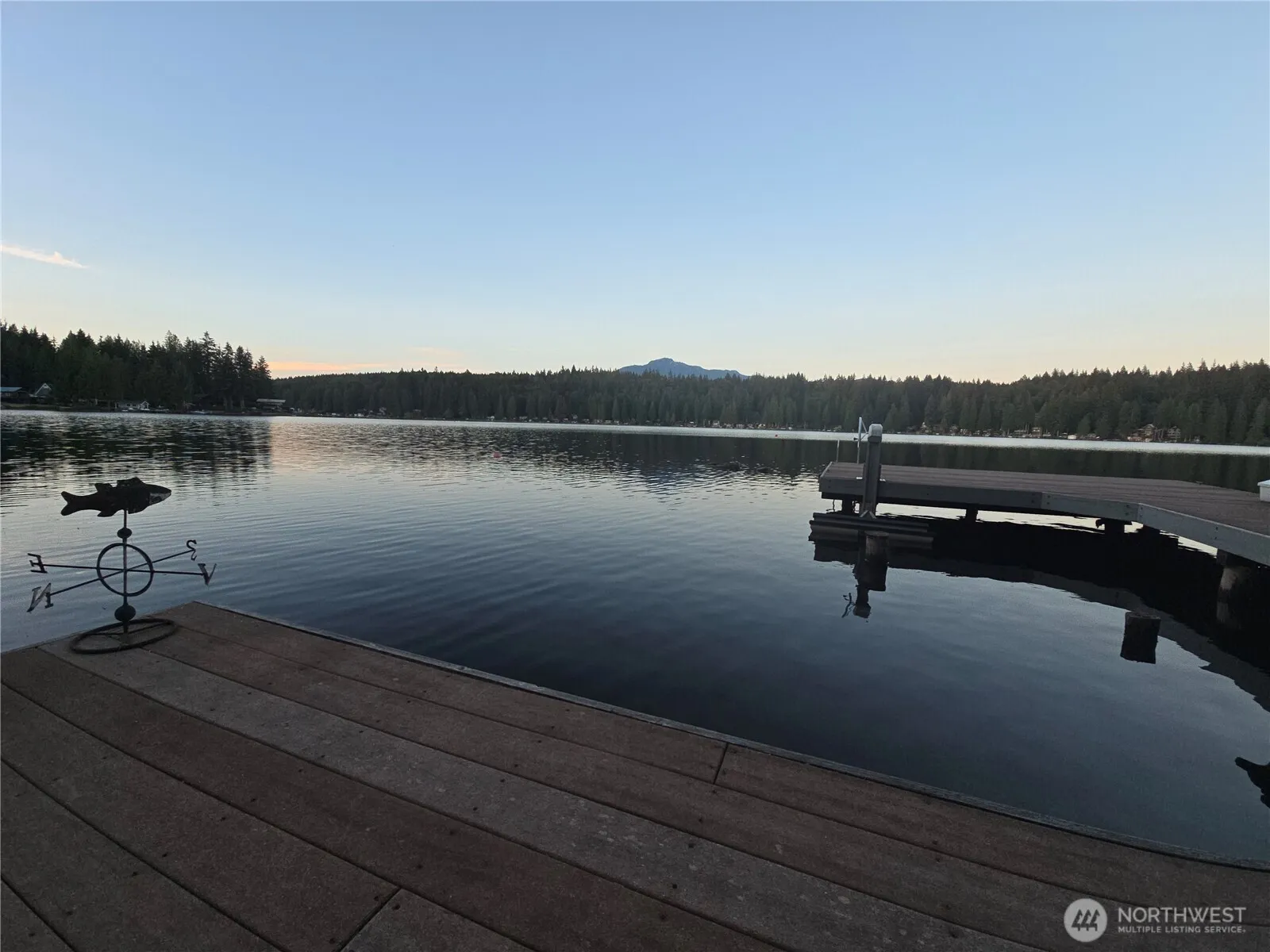 Property photo for 425 W Shore Loop Road, Snohomish photo 3