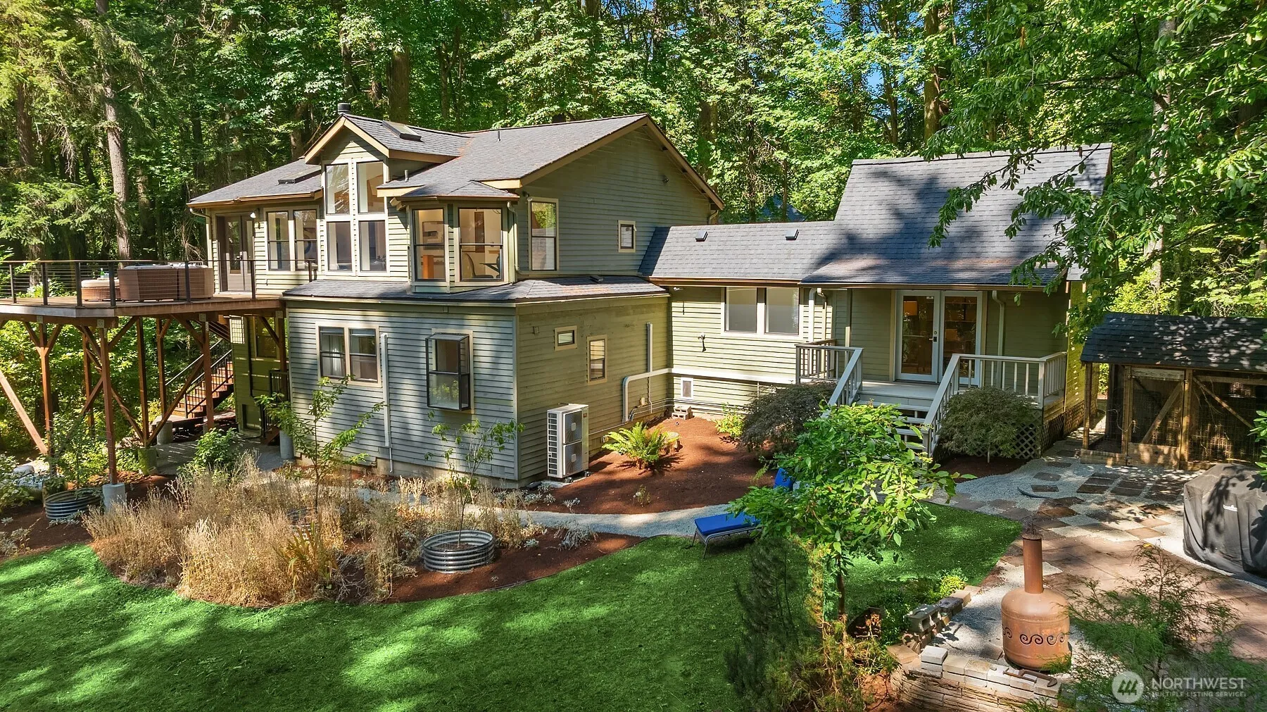 Property photo for 12640 Manzanita Road Ne, Bainbridge Island photo 2