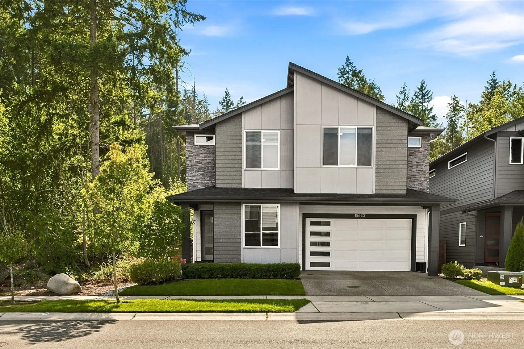Property photo for 18630 Greenwood Place E, Bonney Lake photo 2