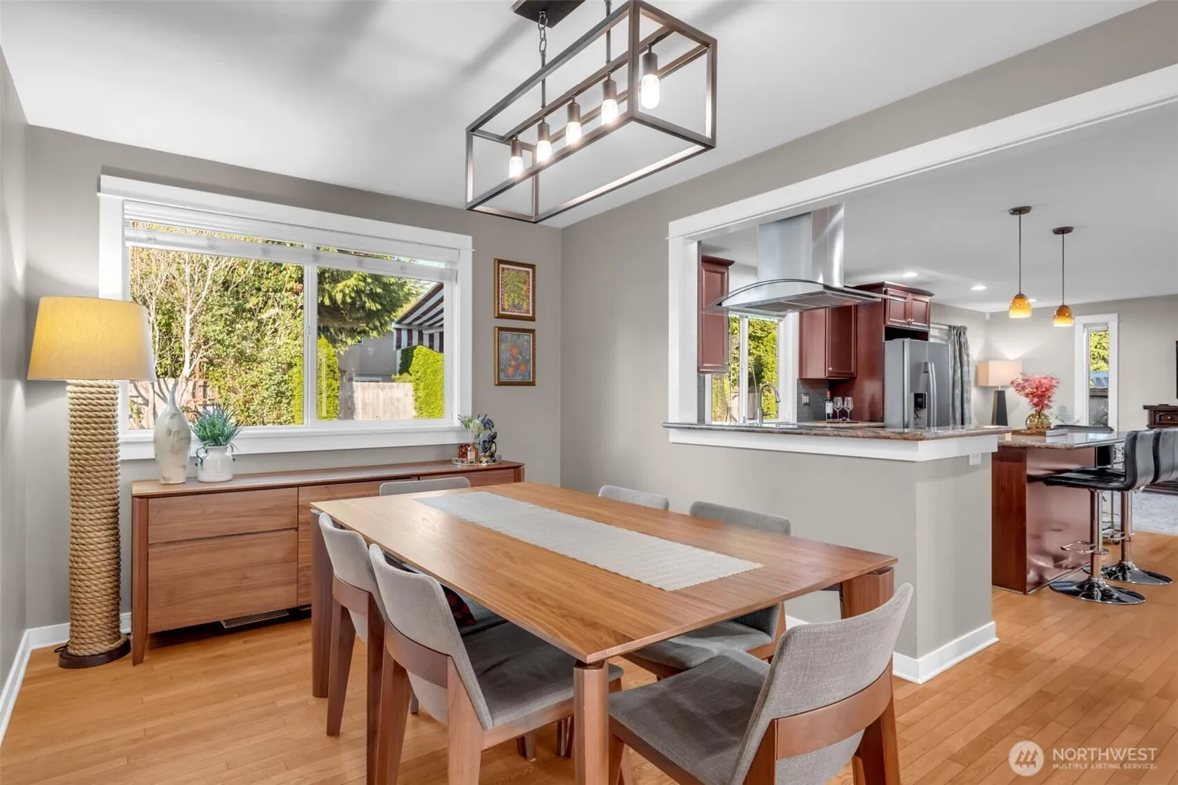 Property photo for 1740 211th Way Ne, Sammamish photo 4