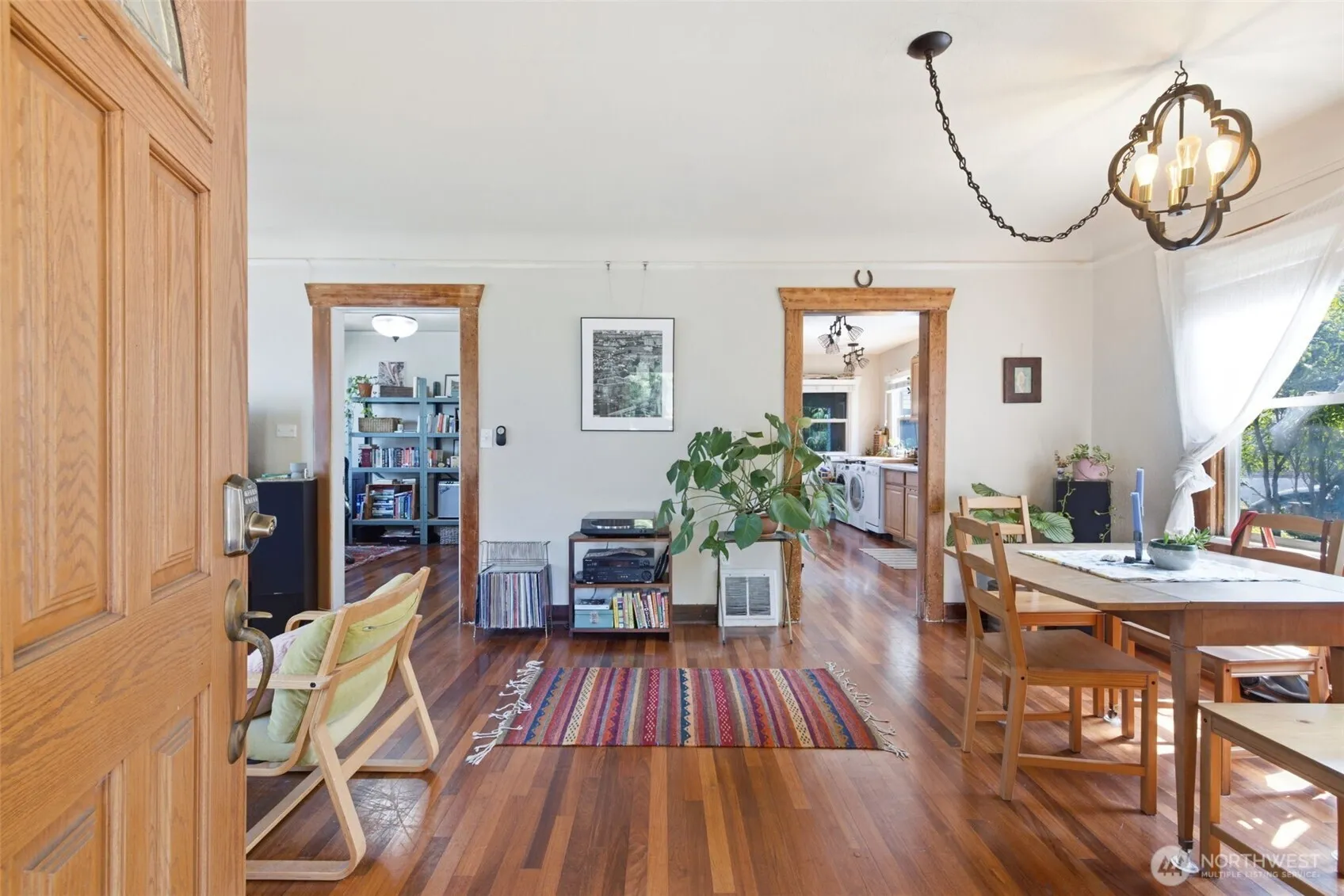Property photo for 5060 Renton Avenue S, Seattle photo 2