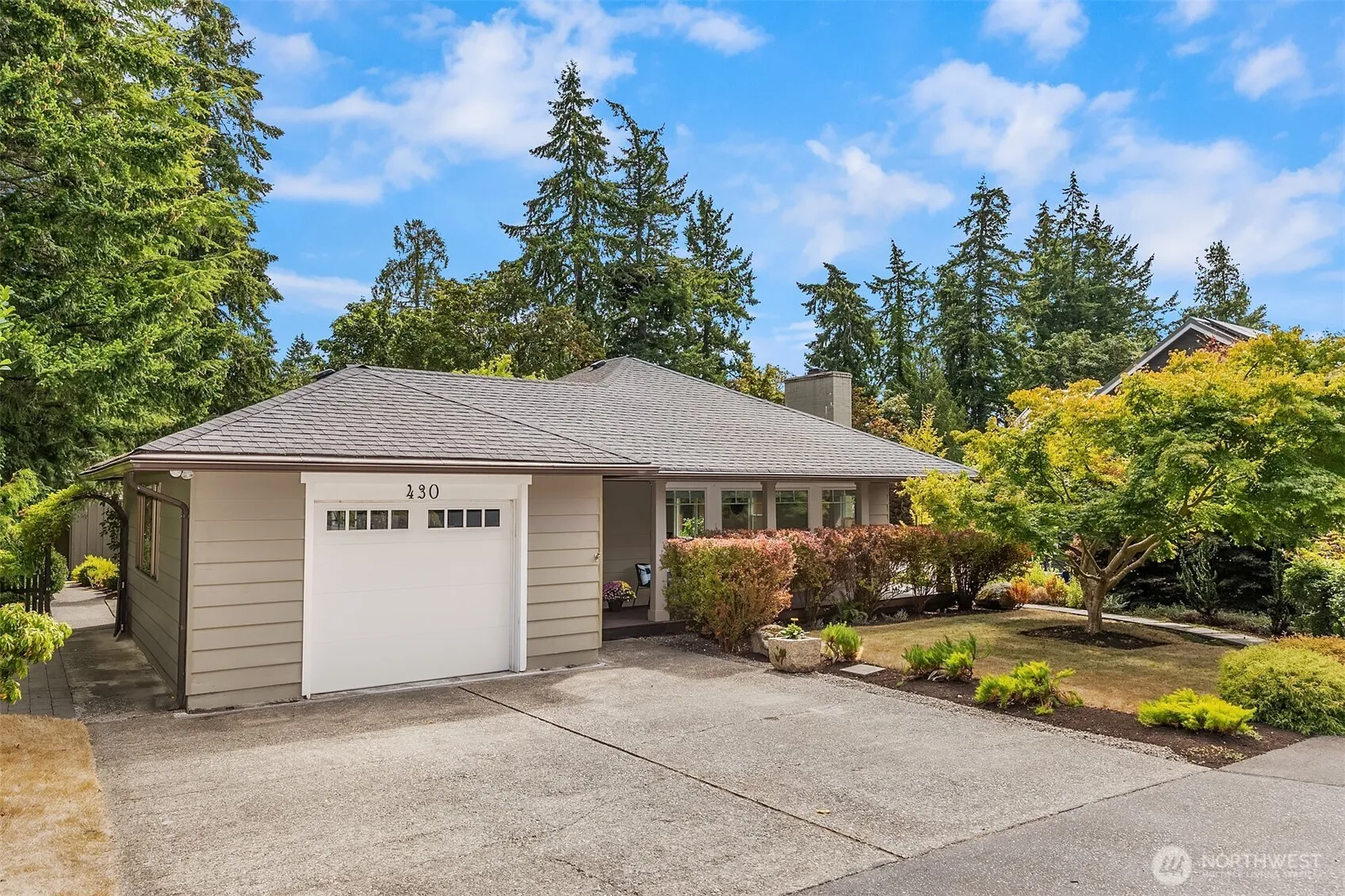 Property photo for 430 Ericksen Avenue Ne, Bainbridge Island photo 4