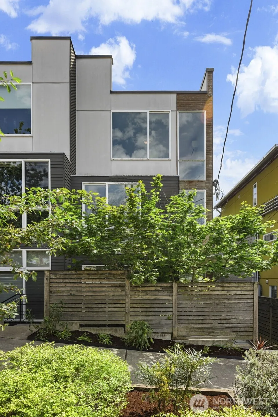 Property photo for 1415 E Fir Street, Seattle photo 3