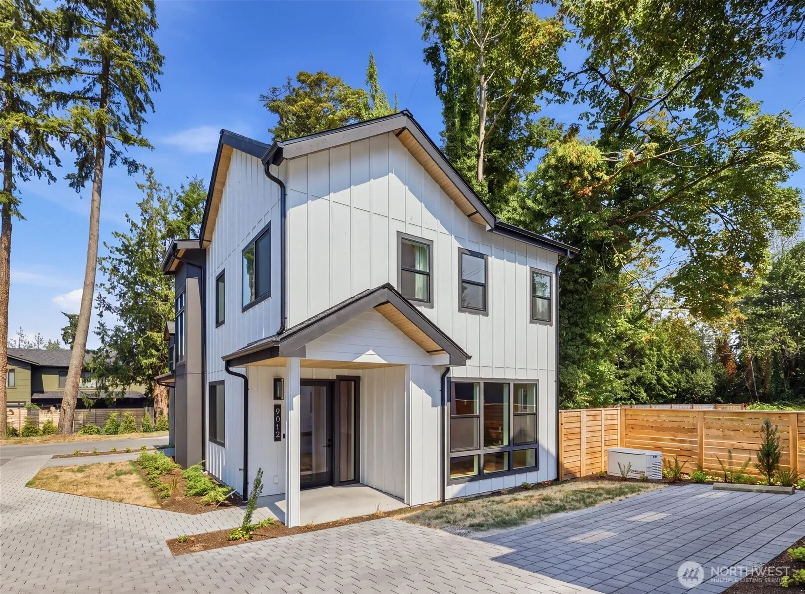 Property photo for 9012 124th Lane Ne, Kirkland