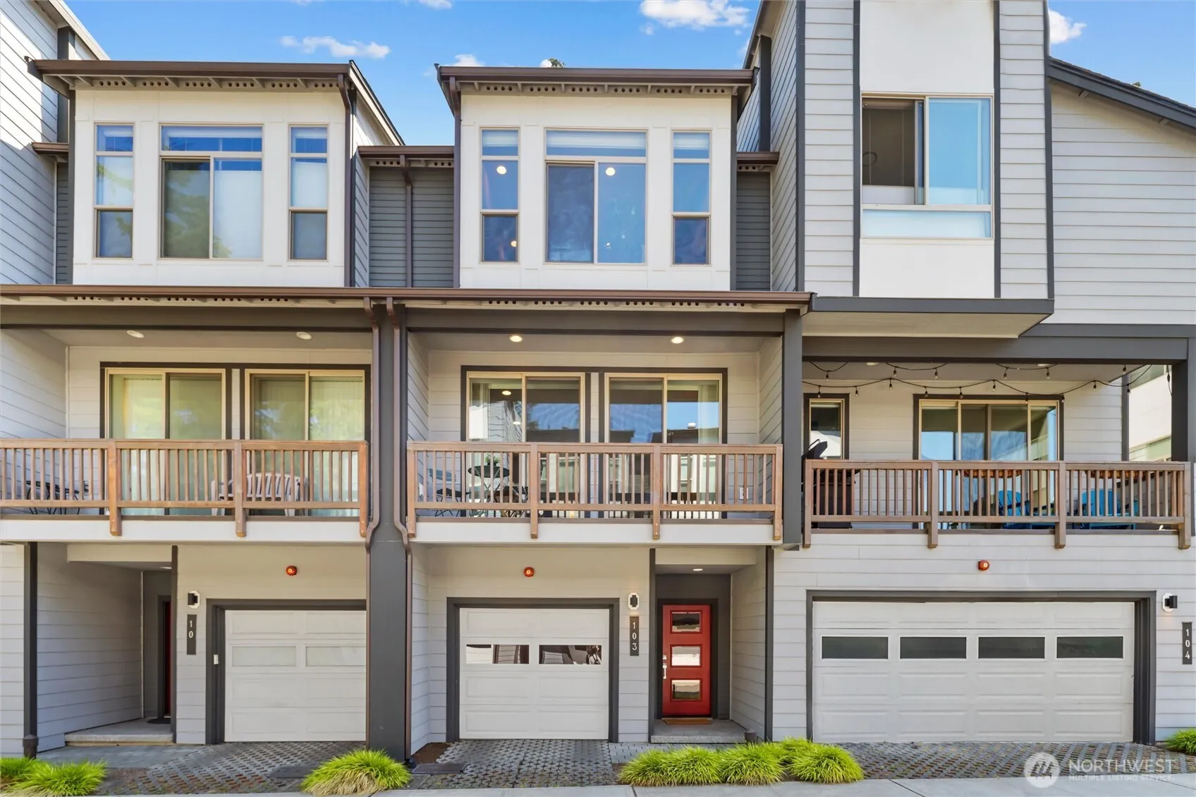 Property photo for 6861 Ne 170th Street #103, Kenmore