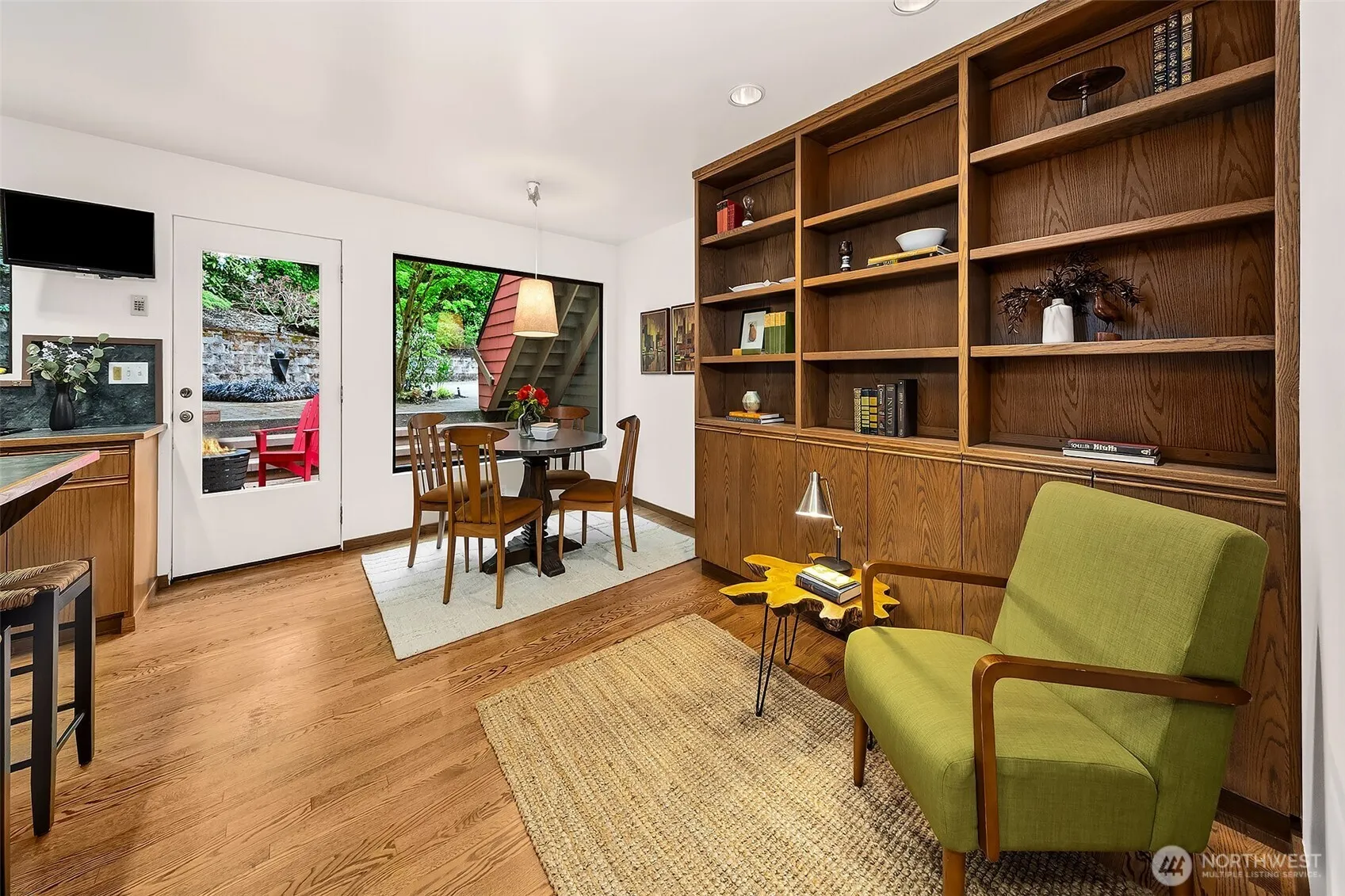 Property photo for 1259 23rd Avenue E, Seattle photo 4