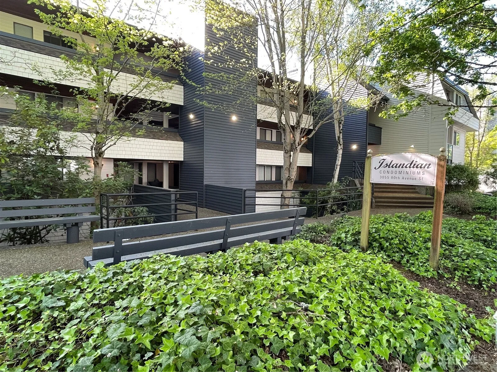 Property photo for 3055 80th Avenue Se #107, Mercer Island