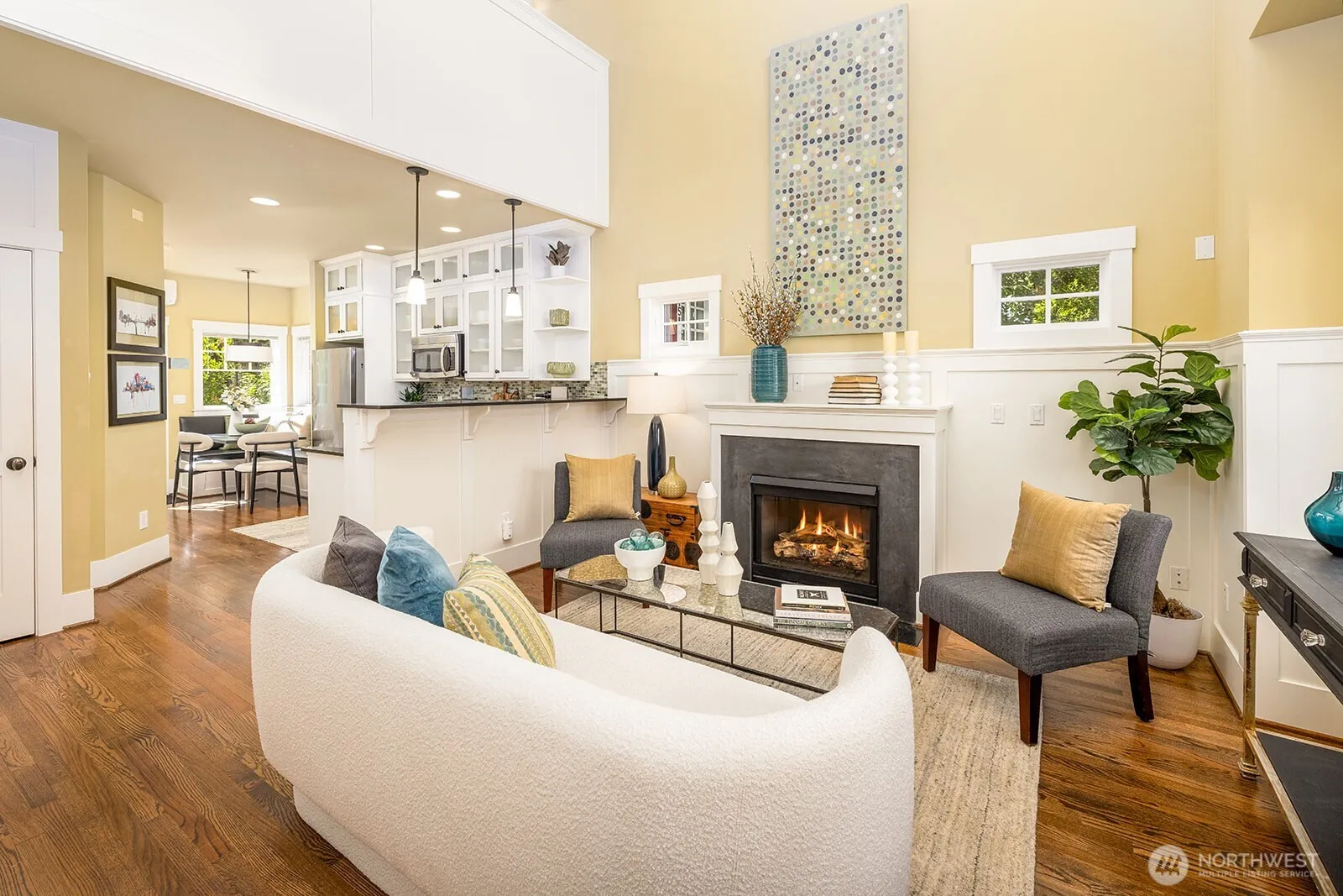 Property photo for 1613 21st Avenue #b, Seattle photo 4