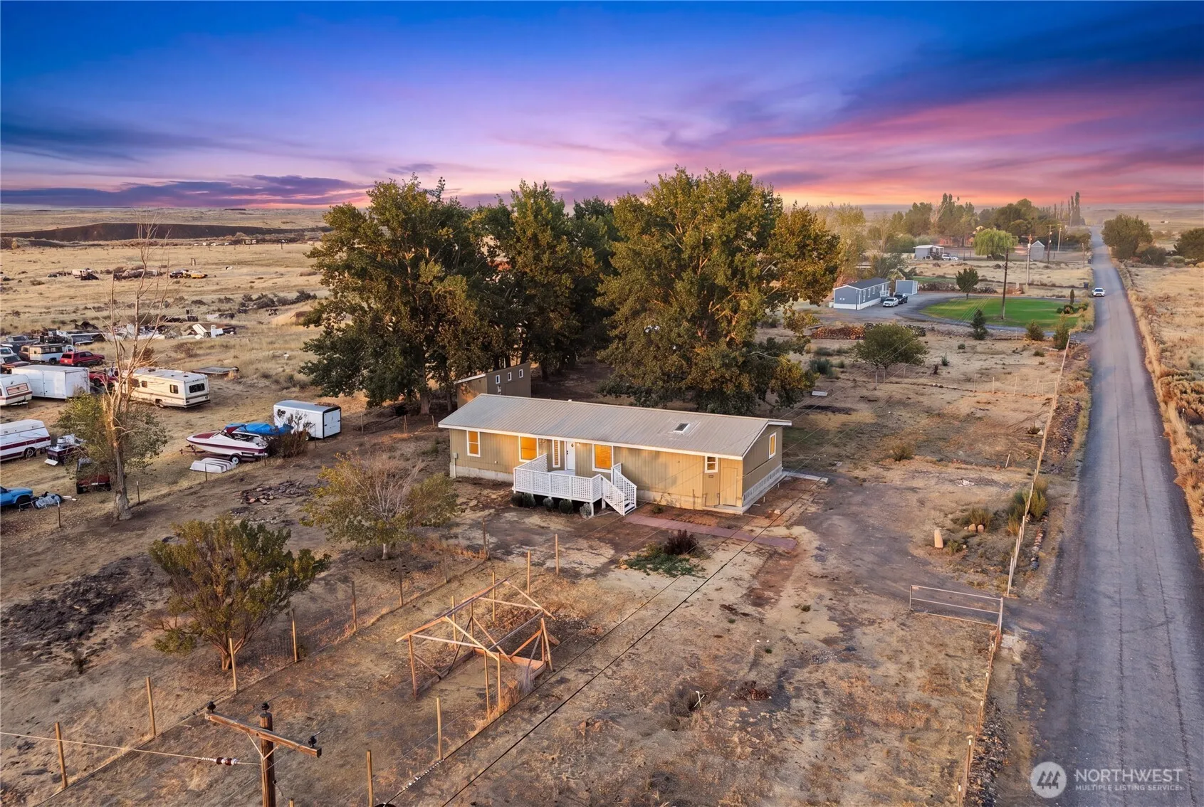 Property photo for 10124 Ne Rd 16, Moses Lake